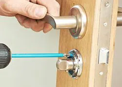 Gallery Locksmith Store Detroit, MI 313-924-3038 Gallery Locksmith Store Detroit, MI 313-924-3038 - 6-Lock-Repair